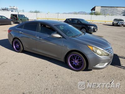Czwarte zdjęcie samochodu z boku: 2012 HYUNDAI SONATA SE VIN:5NPEC4AC9CH364356 - miniatura