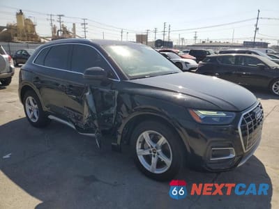 Czwarte zdjęcie samochodu z boku: 2023 AUDI Q5 PREMIUM 40 VIN:WA1ABAFY3P2060929 - miniatura