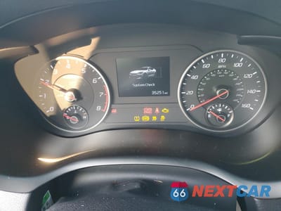 Zdjęcie 9 z 12 samochodu: 2019 KIA STINGER VIN:KNAE15LA0K6065609 - miniatura