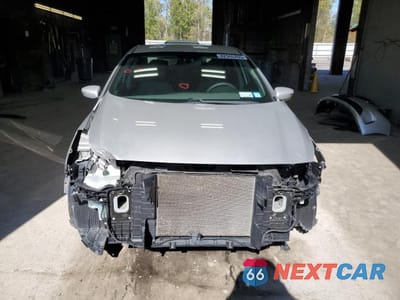 Piąte zdjęcie samochodu w środku: 2018 KIA FORTE LX VIN:3KPFL4A74JE284598 - miniatura