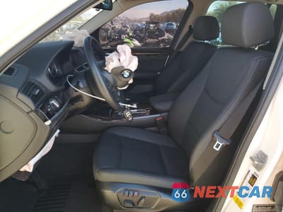 Zdjęcie 7 z 12 samochodu: 2017 BMW X3 SDRIVE28I VIN:5UXWZ7C57H0U45510 - miniatura