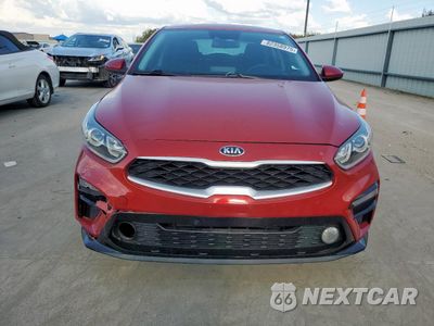 Piąte zdjęcie samochodu w środku: 2019 KIA FORTE FE VIN:3KPF24AD5KE006951 - miniatura