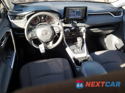 Zdjęcie 8 z 14 samochodu: 2021 TOYOTA RAV4 XLE VIN:2T3P1RFV7MW155388 - miniatura