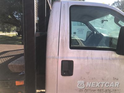 Zdjęcie 6 z 10 samochodu: 2008 FORD F550 SUPER DUTY VIN:1FDAF56R38EE31755 - miniatura