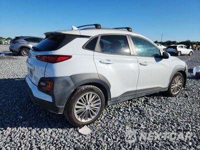 Trzecie zdjęcie samochodu z tyłu: 2020 HYUNDAI KONA SEL PLUS VIN:KM8K62AA9LU546394 - miniatura