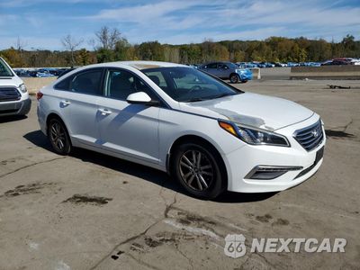 Czwarte zdjęcie samochodu z boku: 2015 HYUNDAI SONATA SE VIN:5NPE24AF1FH213514 - miniatura