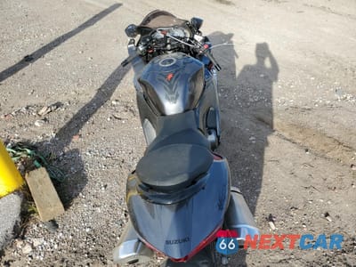 Zdjęcie 6 z 10 samochodu: 2024 SUZUKI GSX1300 RR VIN:JS1EJ11B0R7101210 - miniatura