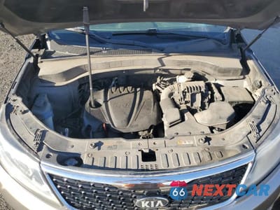 Zdjęcie 12 z 13 samochodu: 2015 KIA SORENTO LX VIN:5XYKTCA67FG560332 - miniatura