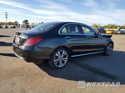 Trzecie zdjęcie samochodu z tyłu: 2020 MERCEDES-BENZ C 300 4MATIC VIN:WDDWF8EB7LR543160 - miniatura