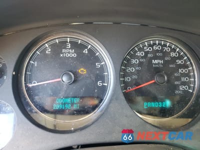 Zdjęcie 9 z 13 samochodu: 2007 GMC YUKON XL C1500 VIN:1GKFC16J97R184372 - miniatura