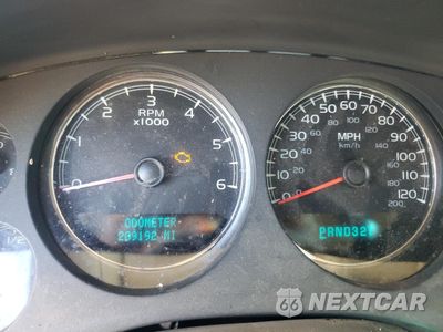 Zdjęcie 9 z 13 samochodu: 2007 GMC YUKON XL C1500 VIN:1GKFC16J97R184372 - miniatura