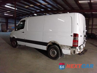 Drugie zdjęcie samochodu z przodu: 2015 MERCEDES-BENZ SPRINTER 2500 VIN:WD3PE7CC6FP147206 - miniatura