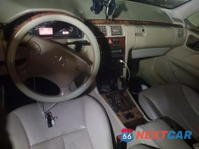 Zdjęcie 8 z 13 samochodu: 2001 MERCEDES-BENZ E 320 VIN:WDBJF65J31B184264 - miniatura