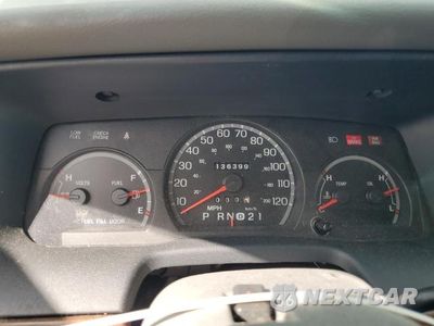 Zdjęcie 9 z 11 samochodu: 2004 FORD CROWN VICTORIA VIN:2FAFP73W94X143850 - miniatura