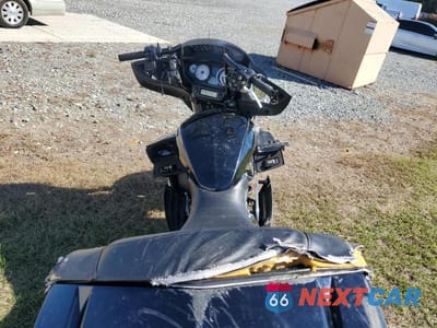 Zdjęcie 6 z 8 samochodu: 2016 VICTORY MOTORCYCLES CROSS COUNTRY TOUR VIN:5VPTW36N8G3053880 - miniatura