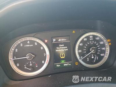 Zdjęcie 9 z 14 samochodu: 2018 HYUNDAI SONATA SPORT VIN:5NPE34AF5JH646775 - miniatura