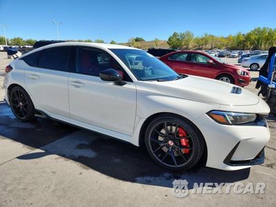 Czwarte zdjęcie samochodu z boku: 2024 HONDA CIVIC TYPE-R VIN:JHMFL5G41RX002642 - miniatura