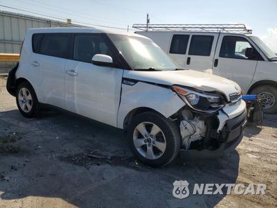 Czwarte zdjęcie samochodu z boku: 2018 KIA SOUL BASE VIN:KNDJN2A29J7557659 - miniatura
