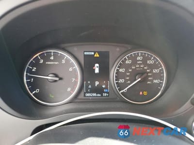 Zdjęcie 9 z 14 samochodu: 2020 MITSUBISHI OUTLANDER SE VIN:JA4AZ3A35LZ020209 - miniatura