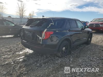 Trzecie zdjęcie samochodu z tyłu: 2021 FORD EXPLORER POLICE INTERCEPTOR VIN:1FM5K8ABXMGC00052 - miniatura
