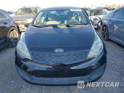 Piąte zdjęcie samochodu w środku: 2016 KIA RIO LX VIN:KNADM4A36G6561118 - miniatura