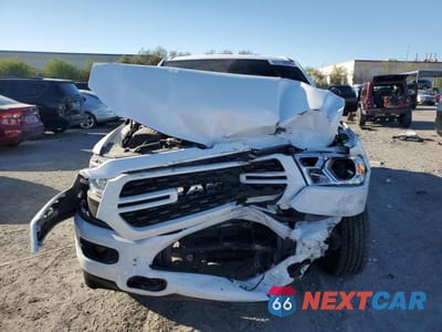 Piąte zdjęcie samochodu w środku: 2023 RAM 1500 BIG HORN/LONE STAR VIN:1C6RRFFG4PN518718 - miniatura