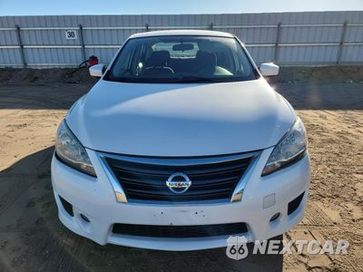 Piąte zdjęcie samochodu w środku: 2014 NISSAN SENTRA S VIN:3N1AB7AP9EL661168 - miniatura