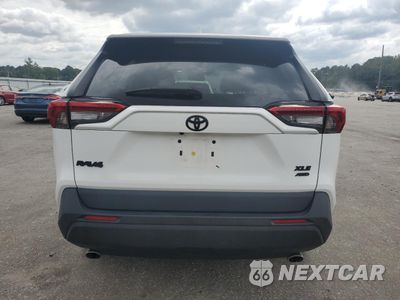 Zdjęcie 6 z 14 samochodu: 2021 TOYOTA RAV4 XLE VIN:2T3P1RFV6MC207532 - miniatura