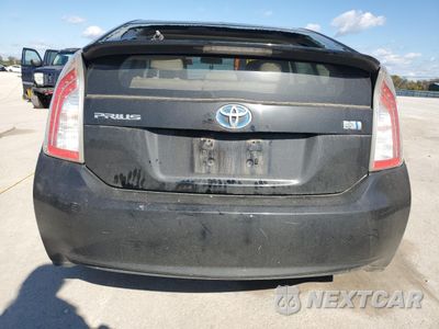 Zdjęcie 6 z 13 samochodu: 2014 TOYOTA PRIUS VIN:JTDKN3DU9E0360612 - miniatura