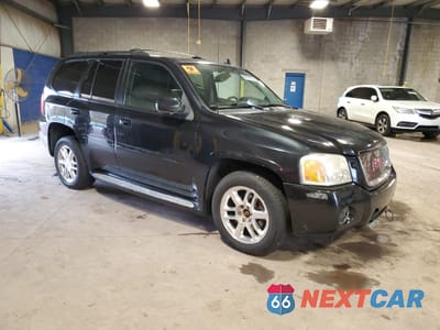 Czwarte zdjęcie samochodu z boku: 2008 GMC ENVOY DENALI VIN:1GKET63M782179530 - miniatura
