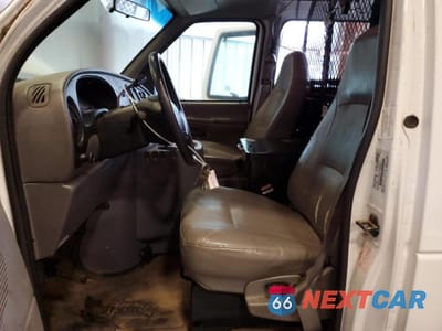Zdjęcie 7 z 13 samochodu: 2000 FORD ECONOLINE E350 SUPER DUTY VAN VIN:1FTSE34L0YHB61705 - miniatura
