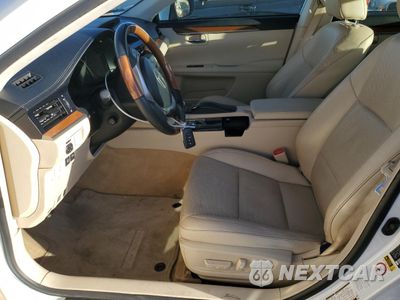 Zdjęcie 7 z 13 samochodu: 2013 LEXUS ES 300H VIN:JTHBW1GG8D2038455 - miniatura