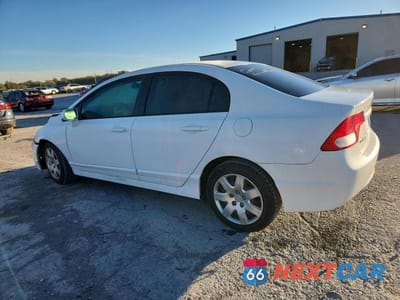 Drugie zdjęcie samochodu z przodu: 2010 HONDA CIVIC LX VIN:19XFA1F5XAE058626 - miniatura