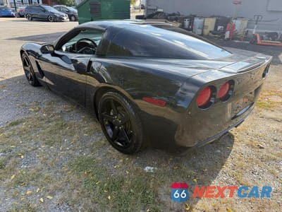 Drugie zdjęcie samochodu z przodu: 2005 CHEVROLET CORVETTE VIN:1G1YY24U955119527 - miniatura