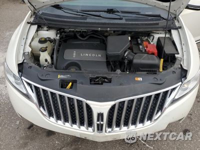 Zdjęcie 12 z 14 samochodu: 2013 LINCOLN MKX VIN:2LMDJ8JK9DBL27028 - miniatura