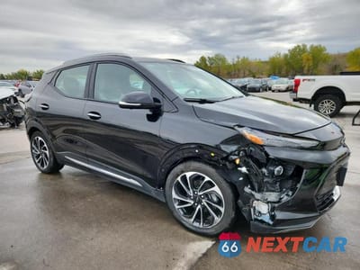 Czwarte zdjęcie samochodu z boku: 2022 CHEVROLET BOLT EUV PREMIER VIN:1G1FZ6S07N4125568 - miniatura