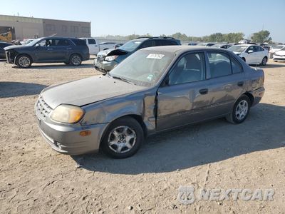 2004 HYUNDAI ACCENT GL KMHCG45C64U499903 - główne zdjęcie licytacji z USA - miniatura