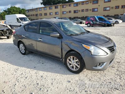 Czwarte zdjęcie samochodu z boku: 2018 NISSAN VERSA S VIN:3N1CN7AP9JL861123 - miniatura