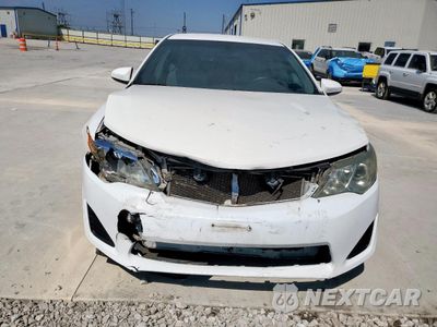Piąte zdjęcie samochodu w środku: 2014 TOYOTA CAMRY L VIN:4T4BF1FK9ER425465 - miniatura
