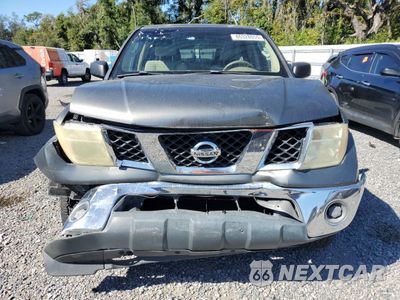 Piąte zdjęcie samochodu w środku: 2005 NISSAN FRONTIER CREW CAB LE VIN:1N6AD07U75C401758 - miniatura