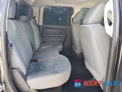 Zdjęcie 10 z 11 samochodu: 2014 RAM 2500 ST VIN:3C6UR5CL2EG168131 - miniatura