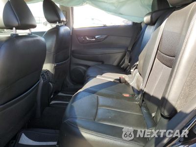 Zdjęcie 10 z 13 samochodu: 2018 NISSAN ROGUE S VIN:5N1AT2MT1JC812074 - miniatura