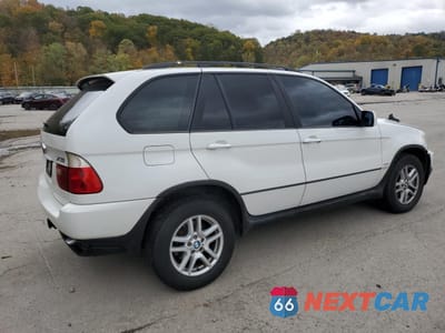 Trzecie zdjęcie samochodu z tyłu: 2001 BMW X5 3.0I VIN:WBAFA53571LM90445 - miniatura