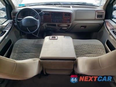 Zdjęcie 8 z 13 samochodu: 2000 FORD F350 SUPER DUTY VIN:1FTWW32F5YEA55005 - miniatura