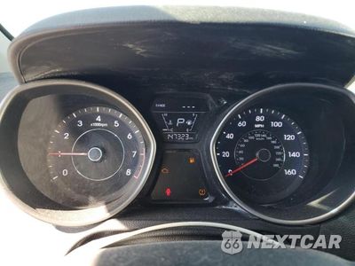 Zdjęcie 9 z 12 samochodu: 2015 HYUNDAI ELANTRA SE VIN:5NPDH4AE2FH641674 - miniatura