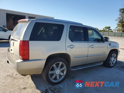 Trzecie zdjęcie samochodu z tyłu: 2013 CADILLAC ESCALADE LUXURY VIN:1GYS4BEF3DR145843 - miniatura