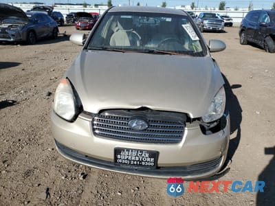Piąte zdjęcie samochodu w środku: 2006 HYUNDAI ACCENT GLS VIN:KMHCN46C16U041404 - miniatura