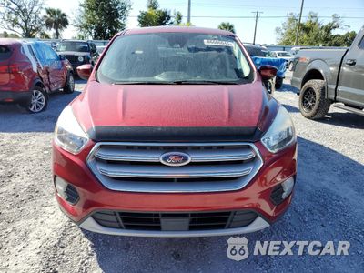 Piąte zdjęcie samochodu w środku: 2019 FORD ESCAPE SE VIN:1FMCU9GD7KUB24269 - miniatura