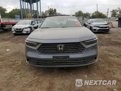 Piąte zdjęcie samochodu w środku: 2025 HONDA ACCORD LX VIN:1HGCY1F24SA027334 - miniatura