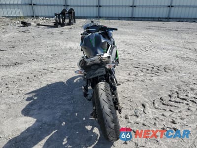 Czwarte zdjęcie samochodu z boku: 2022 KAWASAKI EX650 N VIN:ML5EXEN10NDA72443 - miniatura